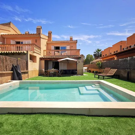 La Maison Holiday home